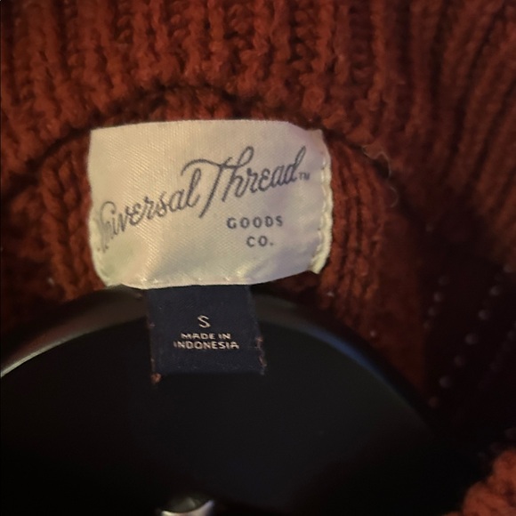 Universal Thread Ribbed Knit Sweater in Rust - Picture 2 of 3
